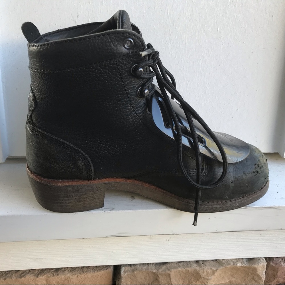 WOKX STK #5126 Women’s Boots US 6.5/UK4/EUR 37